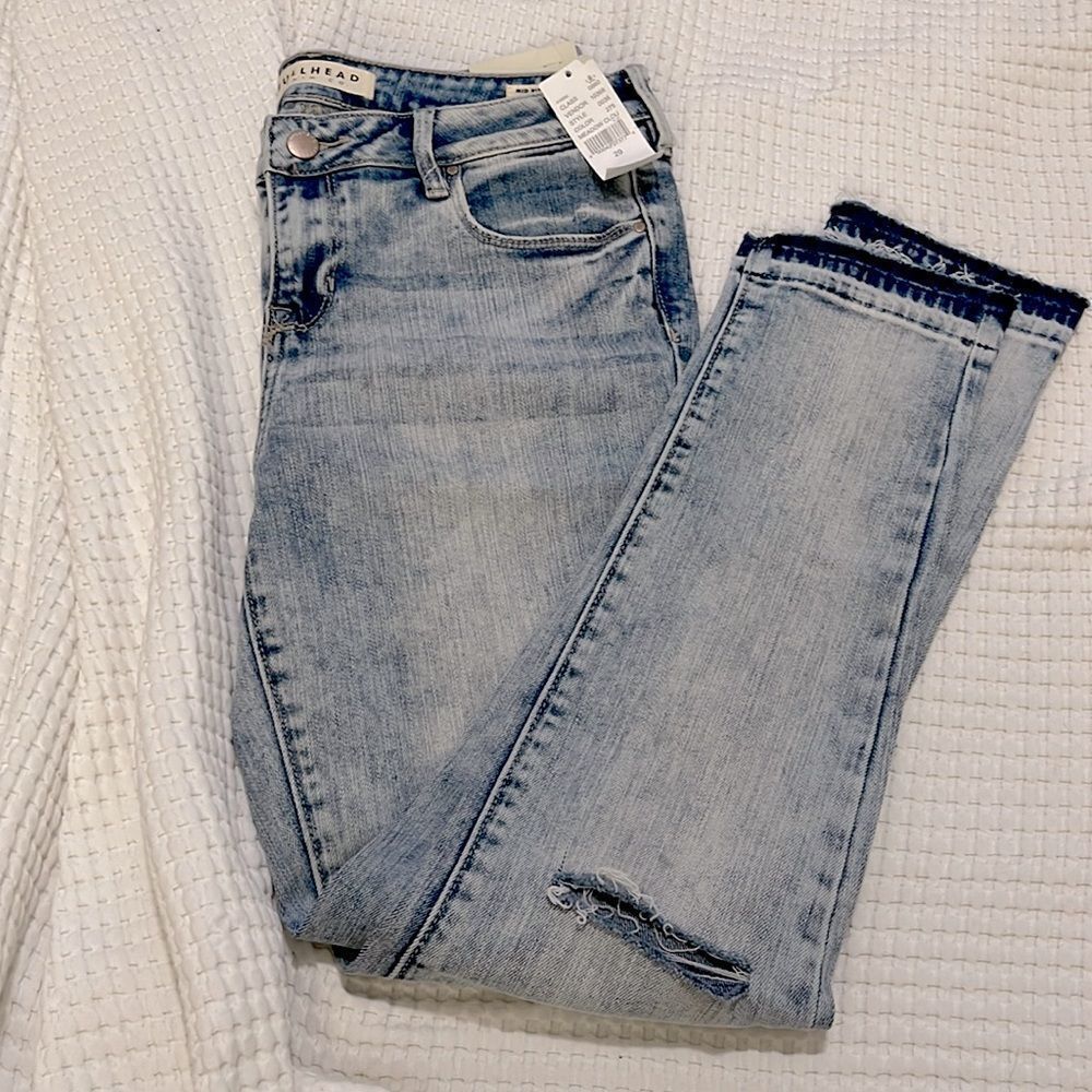 NWT- Bullhead / PacSun - 29. Acid Wash Ripped Skinniest Ankle